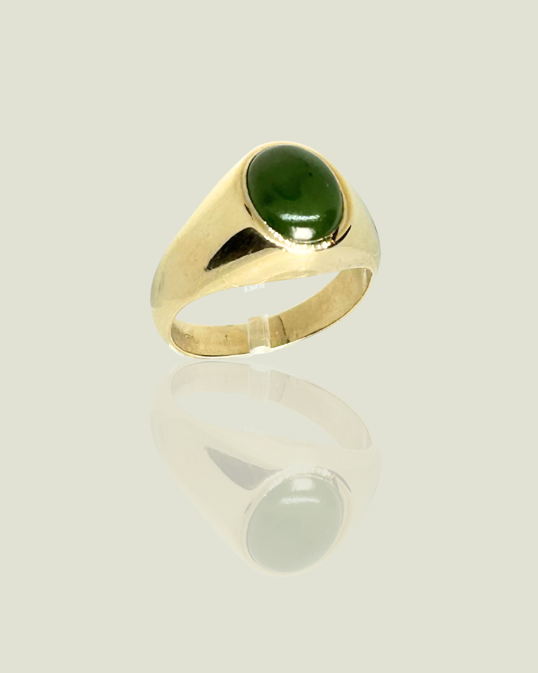 Solid 10K Yellow Gold Genuine Nephrite Natural Jade Ring - Circa 1950s