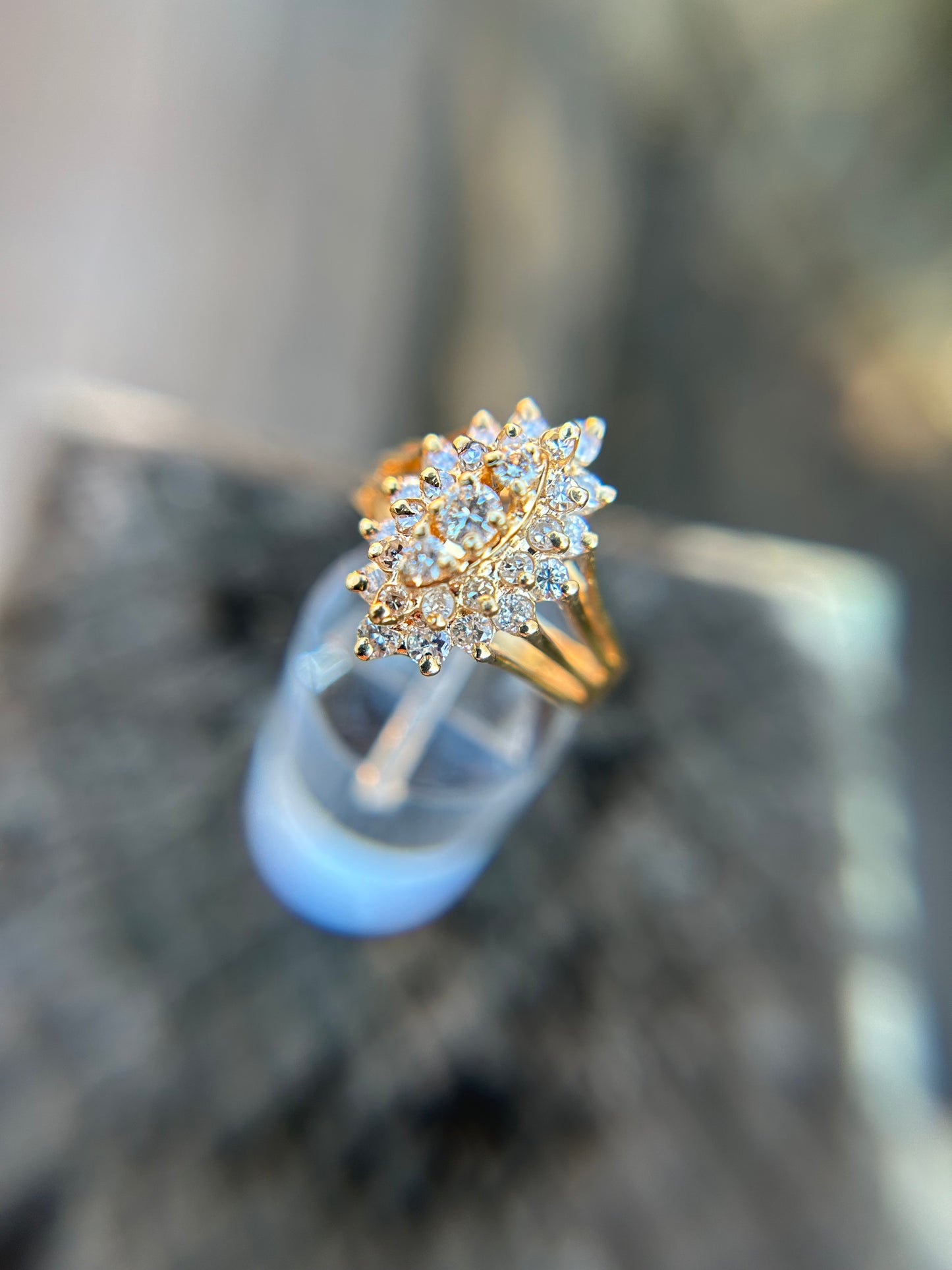 Estate 14K Heavy Gold .80cttw Diamond Ring