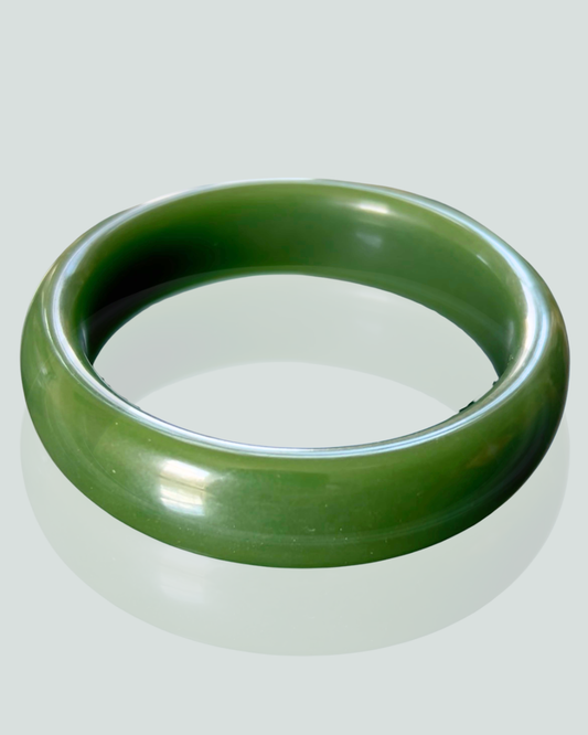 Vintage Jade Agate Bangle